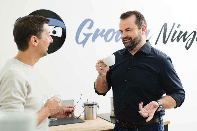 Raf Toté and Stefan Greunz discuss the new features of HubSpot Breeze